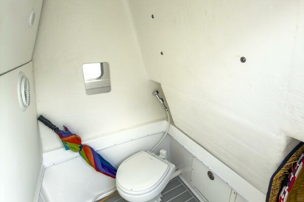 34ft Cape Horn Yacht For Sale