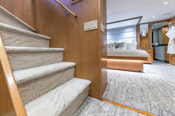 Margate 111ft Broward Yacht For Sale