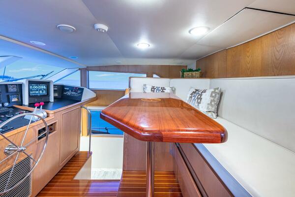 Margate 111ft Broward Yacht For Sale
