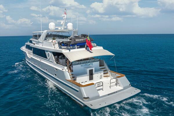 Margate 111ft Broward Yacht For Sale