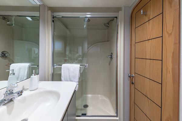 Margate 111ft Broward Yacht For Sale