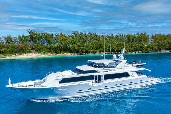 111-ft-Broward-1997-Raised Pilothouse-Margate   Bahamas  yacht for sale