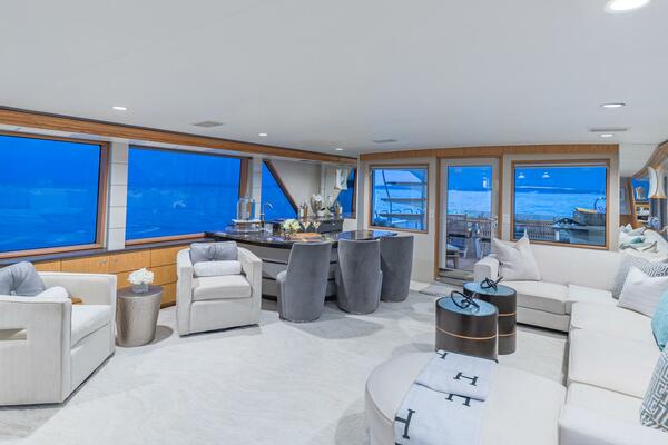 Margate 111ft Broward Yacht For Sale