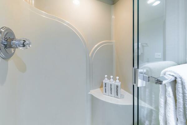 Margate 111ft Broward Yacht For Sale