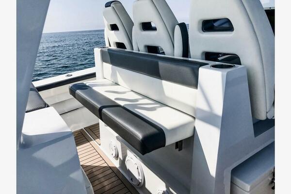 Metal Shark 42 - Pretty Work -