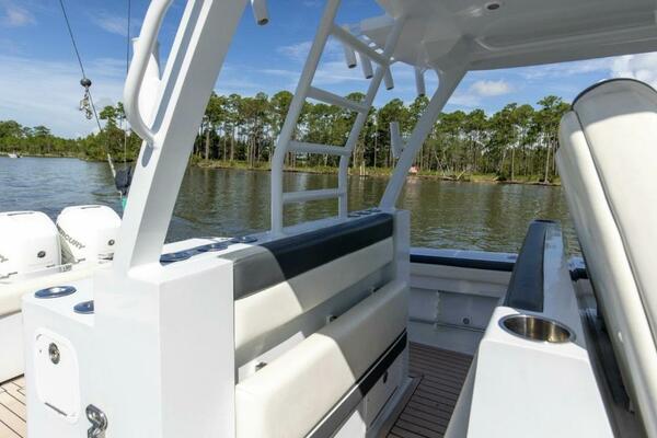 Metal Shark 42 - Pretty Work -