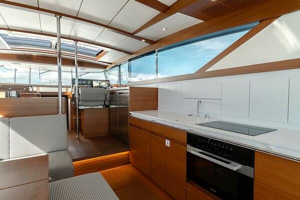 54ft Delta Powerboats Yacht For Sale