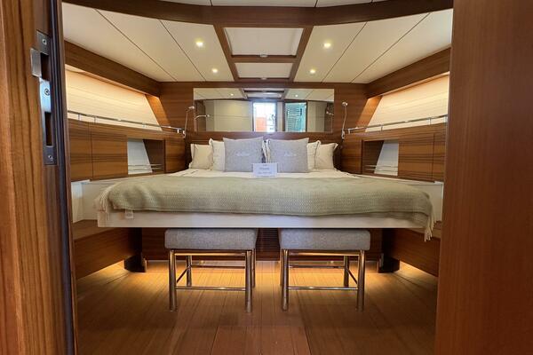 54ft Delta Powerboats Yacht For Sale