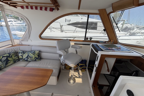 Quest 40ft Legacy Yacht For Sale