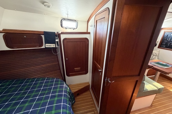 2003 Legacy 40