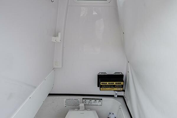 25ft Sportsman Yacht For Sale