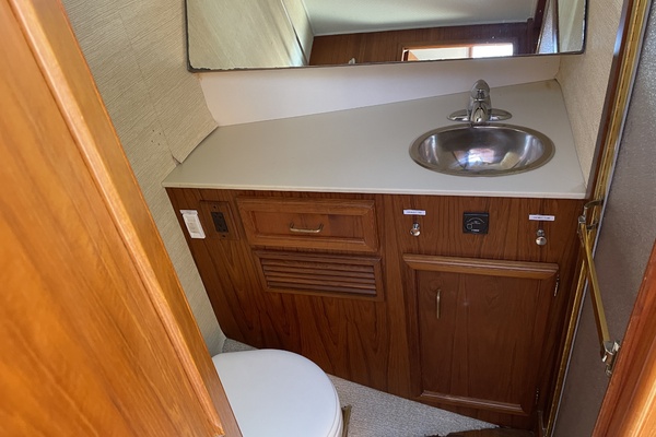 MORNING DEW 37ft Egg Harbor Yacht For Sale