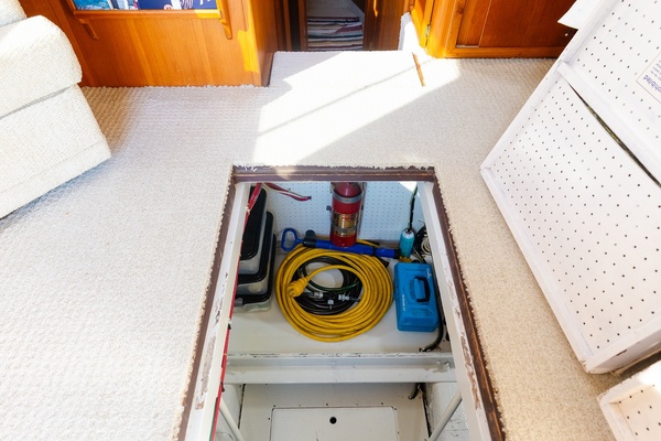 MORNING DEW 37ft Egg Harbor Yacht For Sale