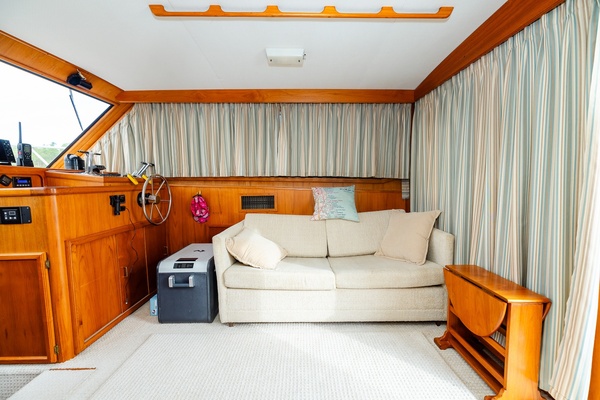 MORNING DEW 37ft Egg Harbor Yacht For Sale