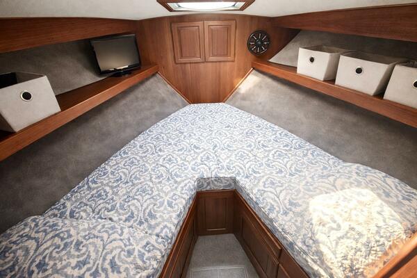 35ft Viking Yacht For Sale