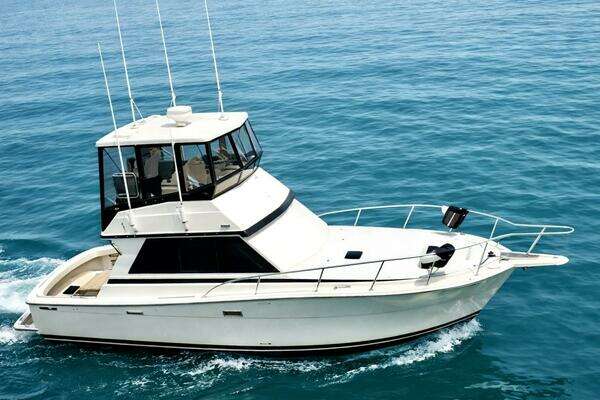 35-ft-Viking-1986-Convertible- Port Lambton Ontario Canada  yacht for sale
