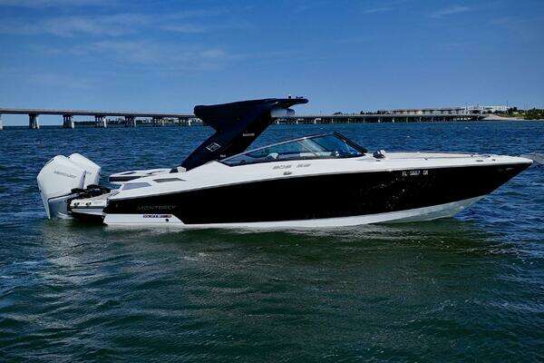 29-ft-Monterey-2020-305 SS-Bradenton Florida United States yacht for sale