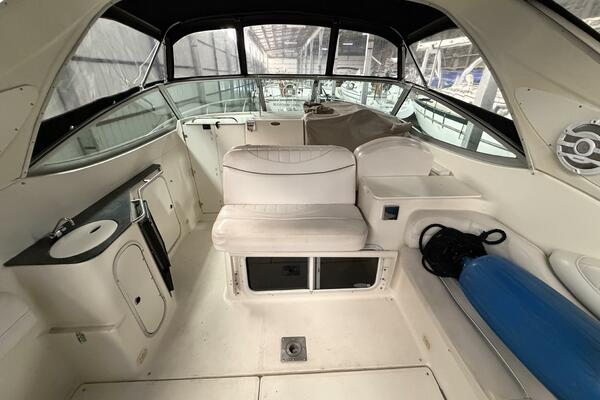 33ft Maxum Yacht For Sale