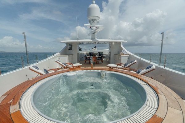 MISS CHRISTINE 157ft Trinity Yachts Yacht For Sale