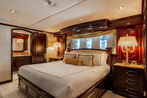 MISS CHRISTINE 157ft Trinity Yachts Yacht For Sale
