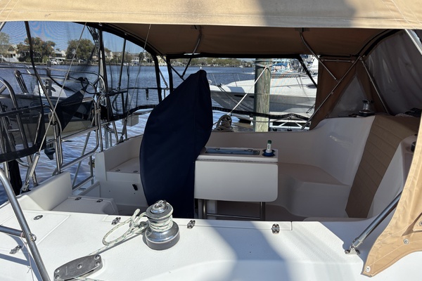 Forever Young 35ft Catalina Yacht For Sale