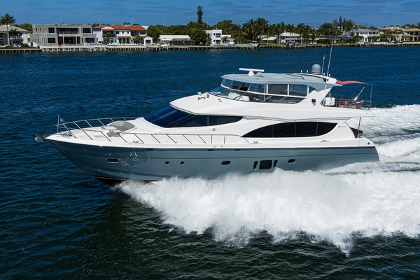 H2OME 80ft Hatteras Yacht For Sale