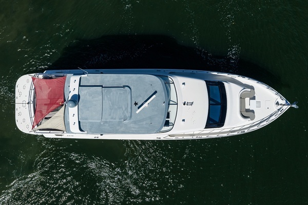 2013 Hatteras 80