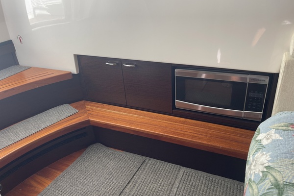 Yolo 40ft Pursuit Yacht For Sale