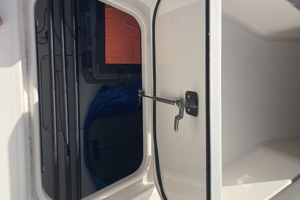 Yolo 40ft Pursuit Yacht For Sale