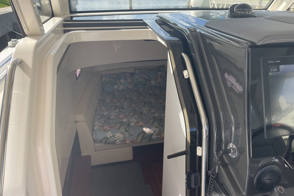 Yolo 40ft Pursuit Yacht For Sale