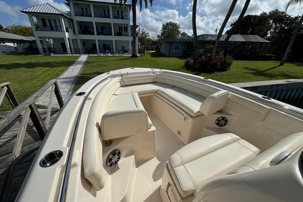 23ft Grady White Yacht For Sale