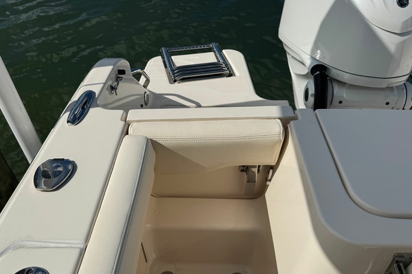 23ft Grady White Yacht For Sale