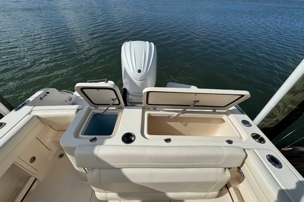 23ft Grady White Yacht For Sale