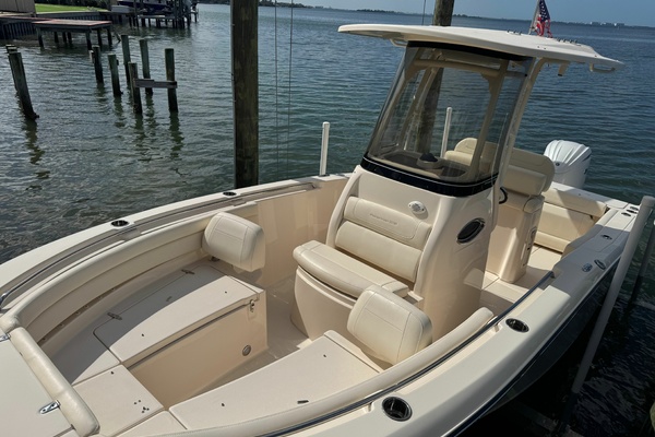 23ft Grady White Yacht For Sale
