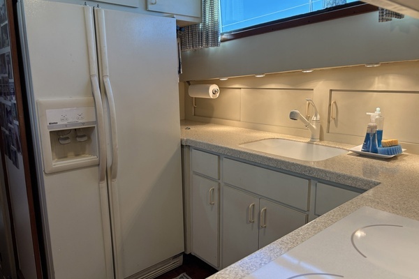 Hatteras Motor Yacht Yacht For Sale