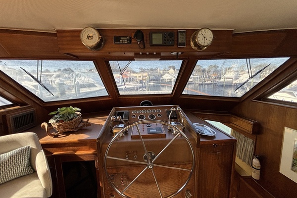 Hatteras Motor Yacht Yacht For Sale