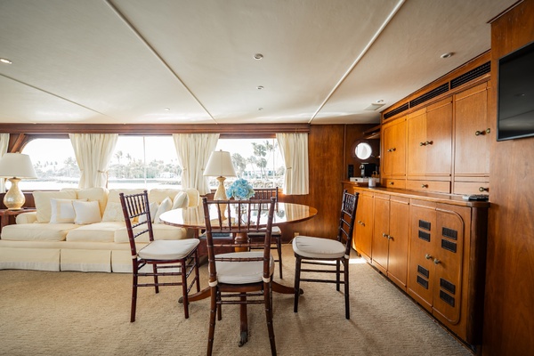 DOVETAIL 72ft Trumpy Yacht For Sale