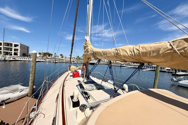 Nellie Bly 35ft Island Packet Yacht For Sale
