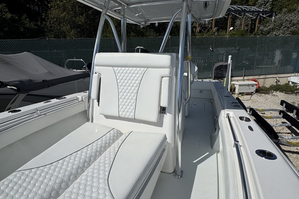 30ft Contender Yacht For Sale