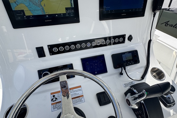 30ft Contender Yacht For Sale