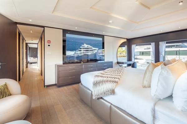 RESONANCE 125ft Hargrave Yacht For Sale