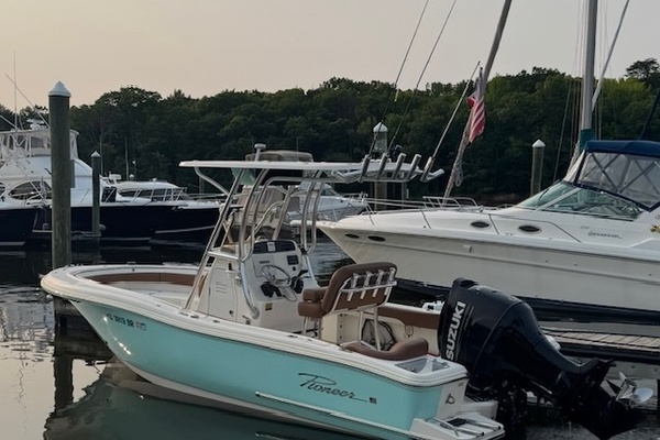 22ft Pioneer Yacht For Sale