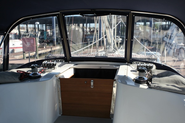 Whiskey Seas 38ft Catalina Yacht For Sale