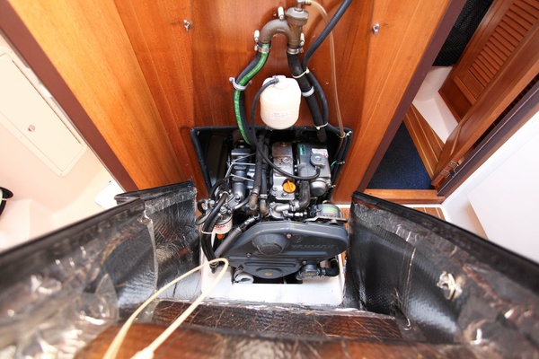 Whiskey Seas 38ft Catalina Yacht For Sale