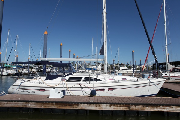 Whiskey Seas 38ft Catalina Yacht For Sale