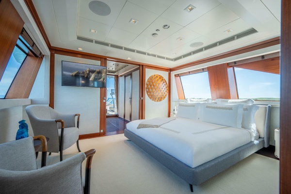 Sun Deck VIP Stateroom