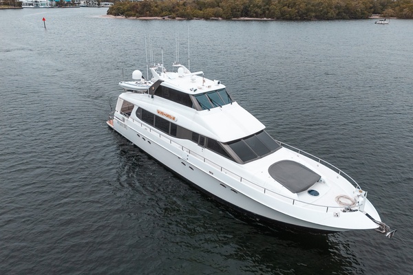 Lazzara 76 - Dare to Dream - Profile