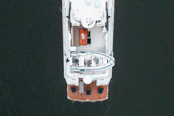 Lazzara 76 - Dare to Dream - Profile