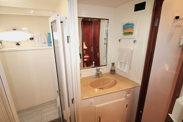 Miss Cristina 52ft Jefferson Yacht For Sale