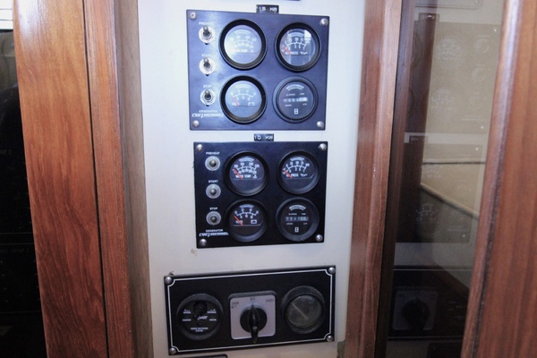 Miss Cristina 52ft Jefferson Yacht For Sale